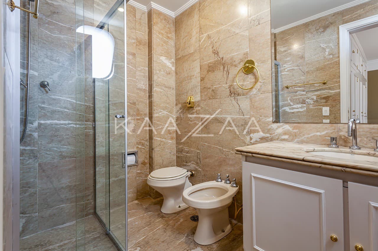 Apartamento clássico no Itaim Bibi: estilo arrojado à beira do parque - Foto 18