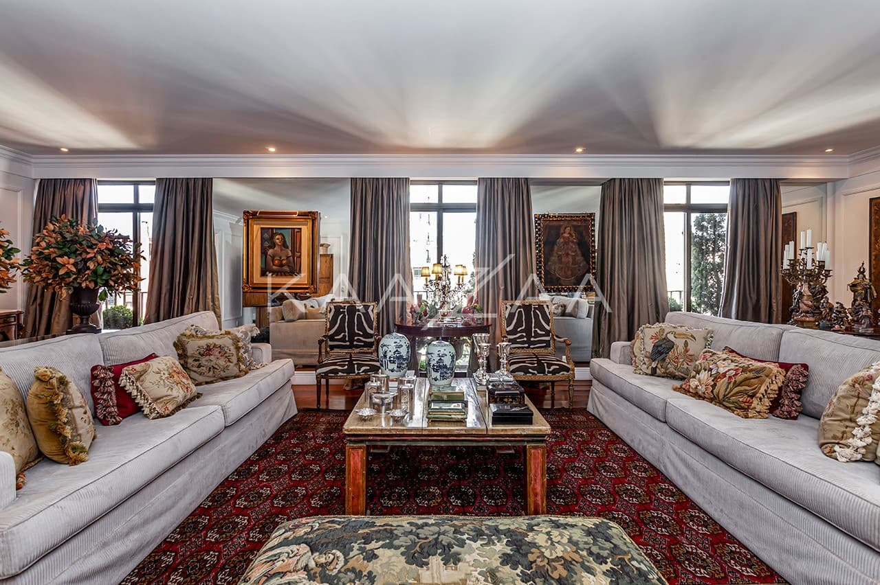 Apartamento clássico no Itaim Bibi: estilo arrojado à beira do parque - Foto 1