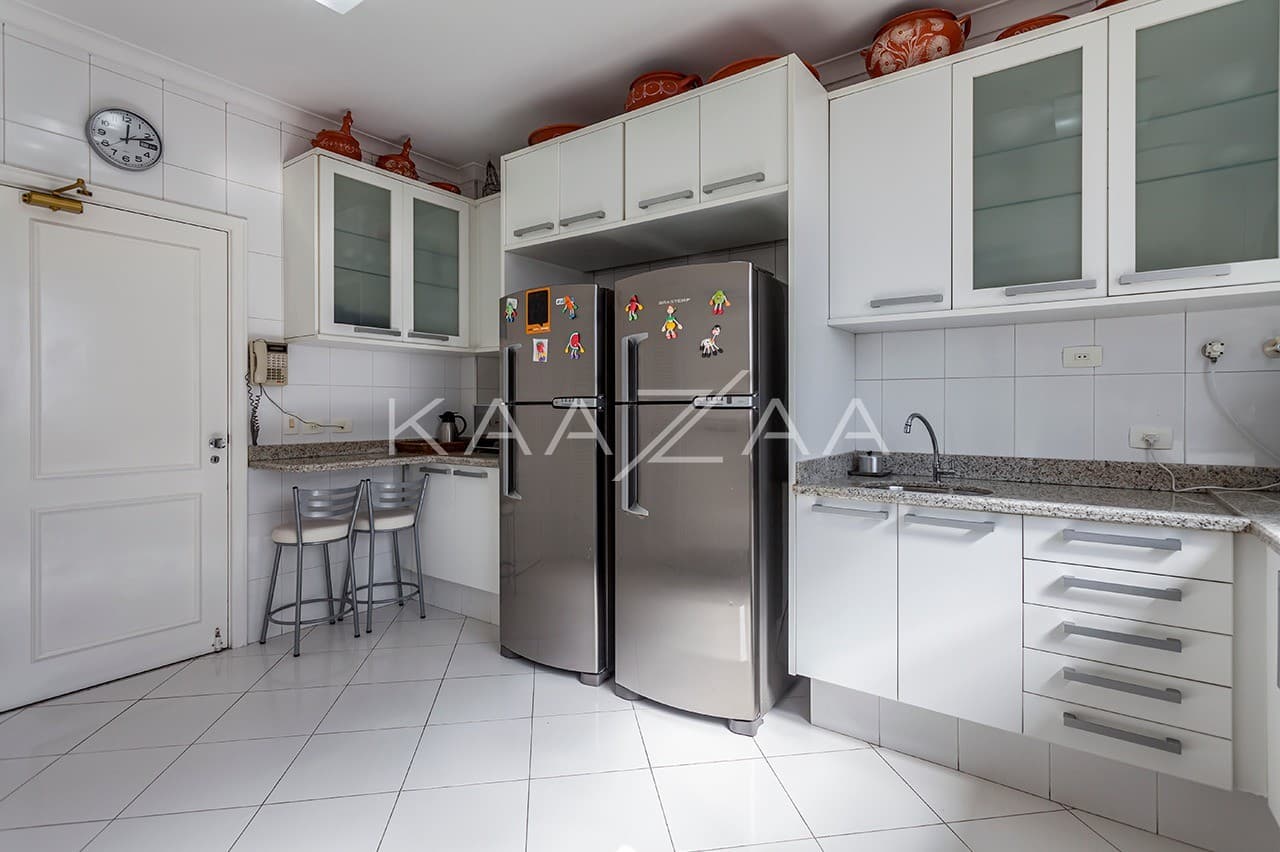 Apartamento clássico no Itaim Bibi: estilo arrojado à beira do parque - Foto 13