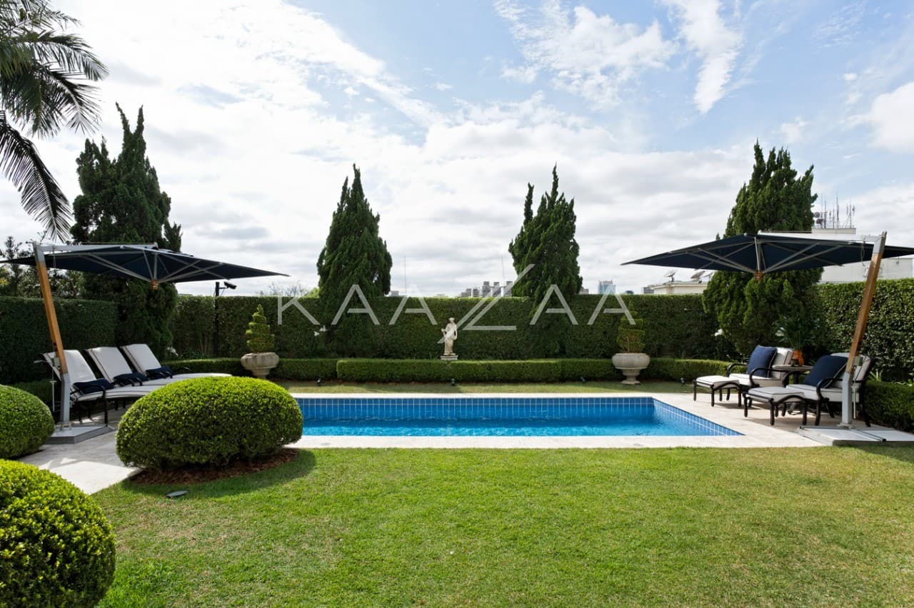 Ares clássicos com clima de palácio, em pleno século XXI. Casa majestosa na Cidade Jardim. - Foto 1