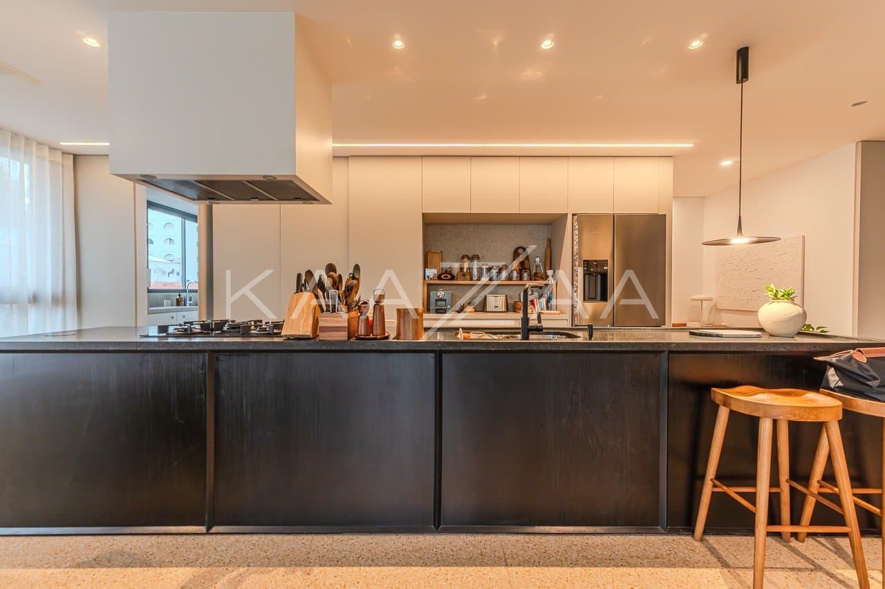 Este apartamento em edifício projetado pela Idea Zarvos te aguarda para uma vida de ótimas experiências em Pinheiros. - Foto 9