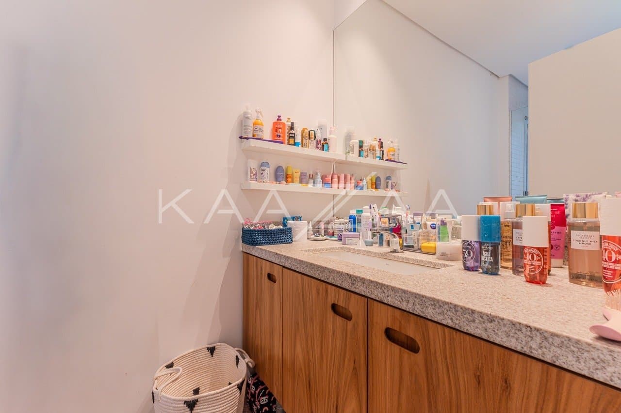 Este apartamento em edifício projetado pela Idea Zarvos te aguarda para uma vida de ótimas experiências em Pinheiros. - Foto 17