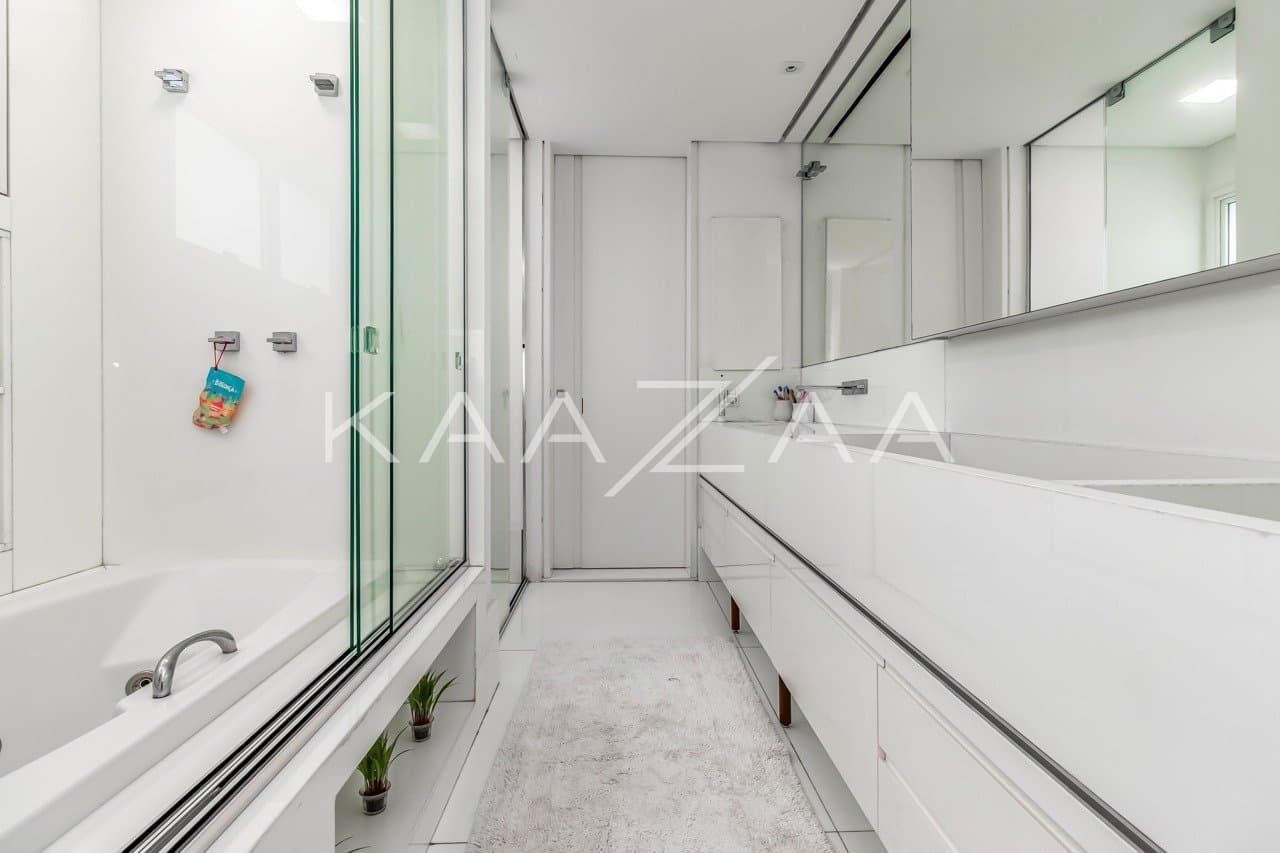 Cobertura Triplex com 4 suítes e lazer no prédio. Em localização cobiçada, na Vila Nova Conceição. - Foto 23