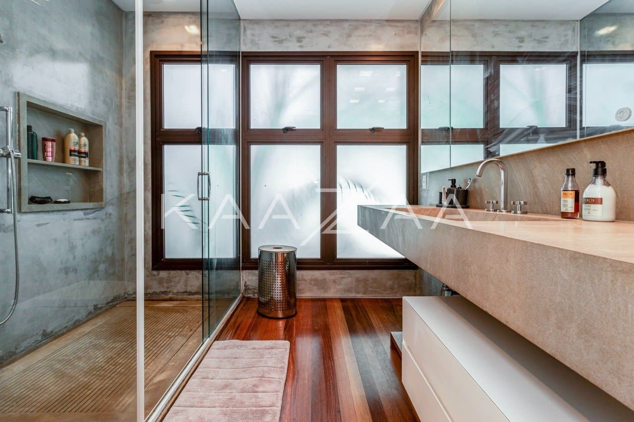 Na mata, no declive: vista e arquitetura extraordinárias na Cidade Jardim - Foto 34