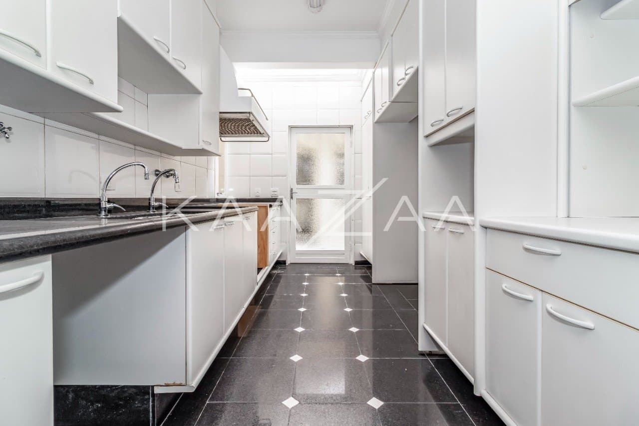 Sonhando com uma Casa de Vila? Essa aqui no Jardim América é puro charme. - Foto 7