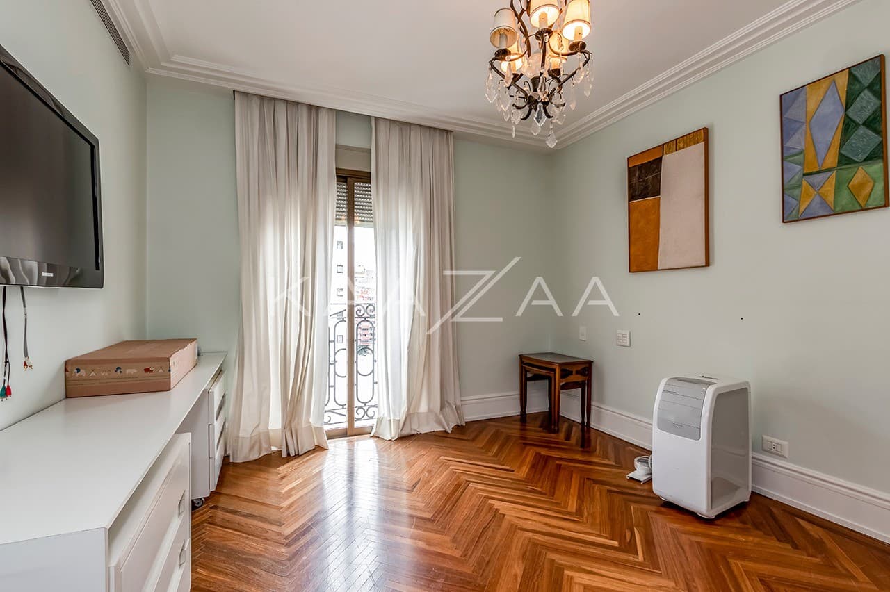 Um living amplo e bem arejado, perfeito para receber. Apartamento no Jardim Paulista. - Foto 16