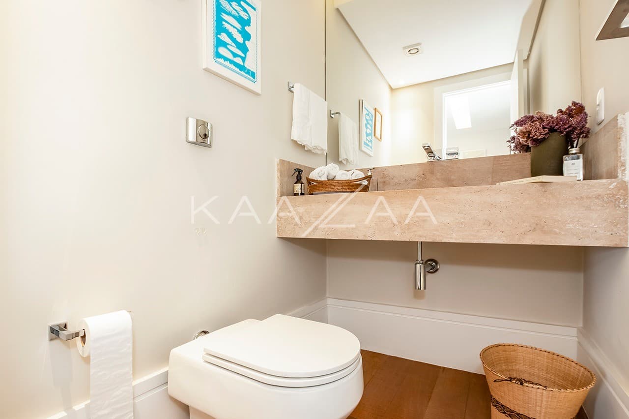 Recém reformado, este apartamento todo mobiliado fica acerta em cheio o coração do Itaim. - Foto 9