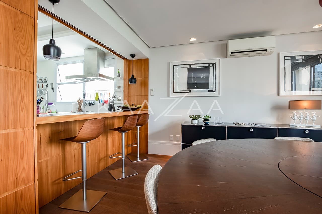 Recém reformado, este apartamento todo mobiliado fica acerta em cheio o coração do Itaim. - Foto 5