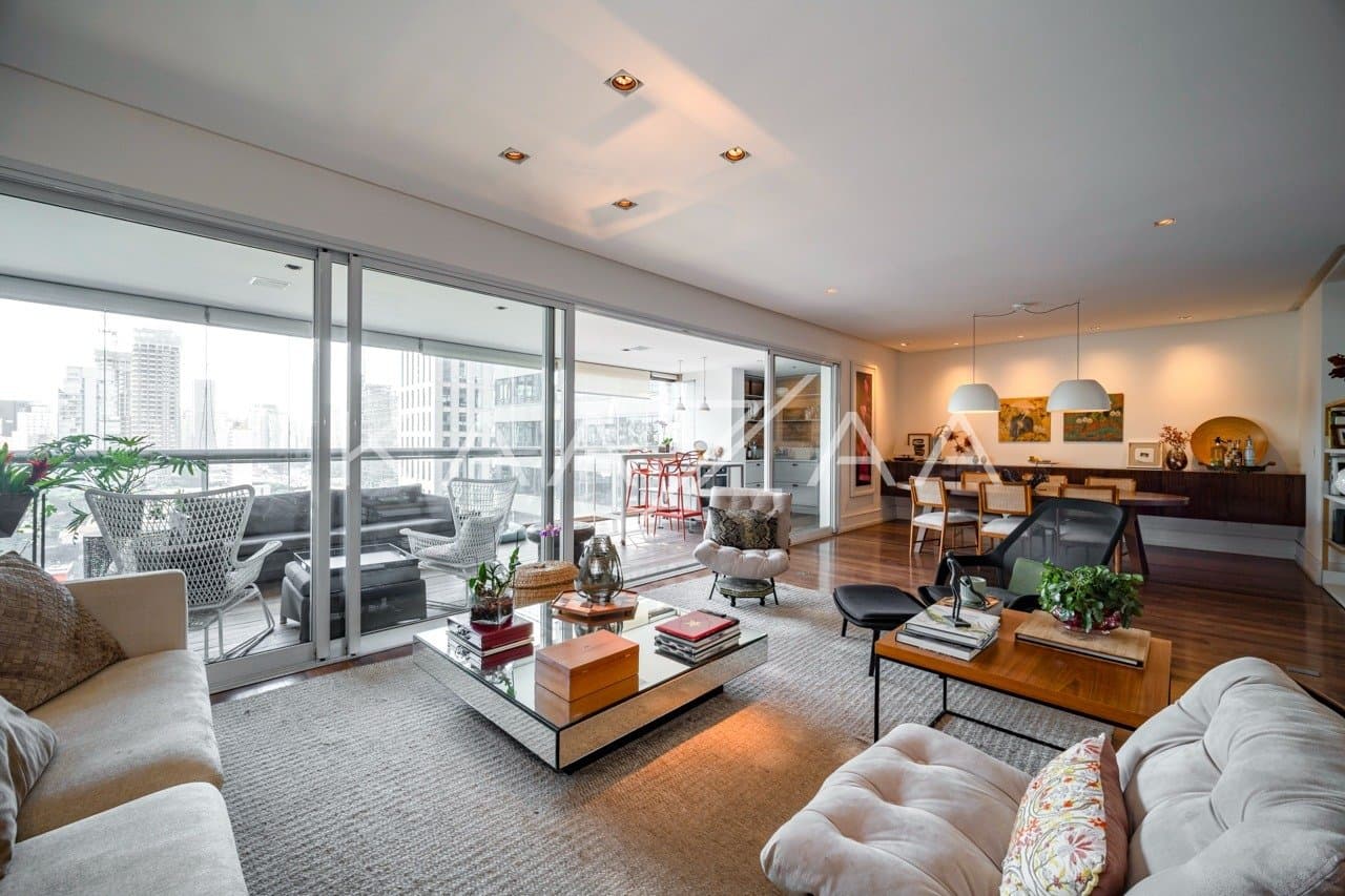 Um apartamento preenchido de bom gosto em área privilegiada do Itaim, pertinho do Parque do Povo. - Foto 3