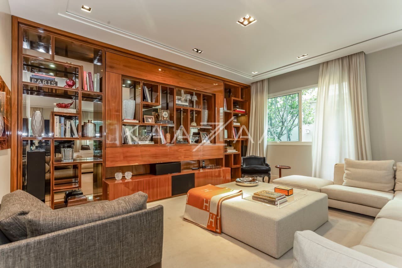 Arquitetura clássica, acabamentos modernos, lazer e descanso. Casa em frente ao Ibirapuera, no Jardim Luzitânia. - Foto 6