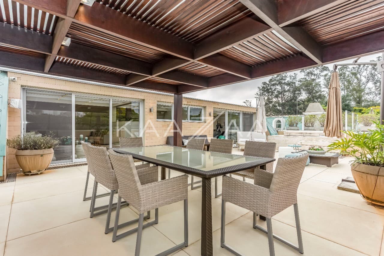 Arquitetura clássica, acabamentos modernos, lazer e descanso. Casa em frente ao Ibirapuera, no Jardim Luzitânia. - Foto 32