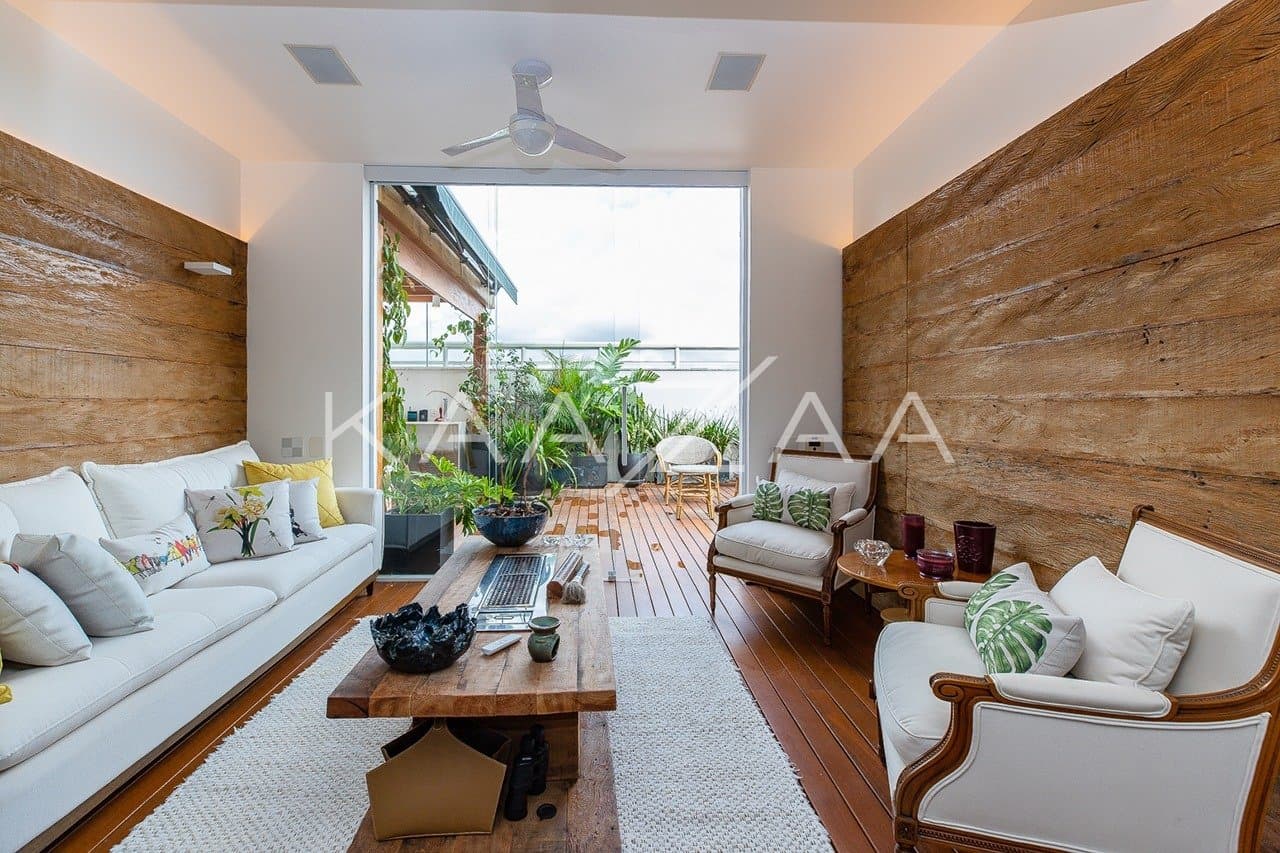 Ambientes descolados e com muito bom gosto são resultado da reforma recente. Cobertura no embalo do Itaim Bibi. - Foto 5