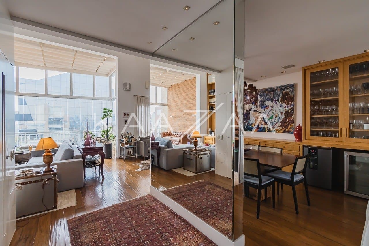 Cobertura no Itaim Bibi com pé-direito alto e um visual que te acompanha por todos os lugares. - Foto 8