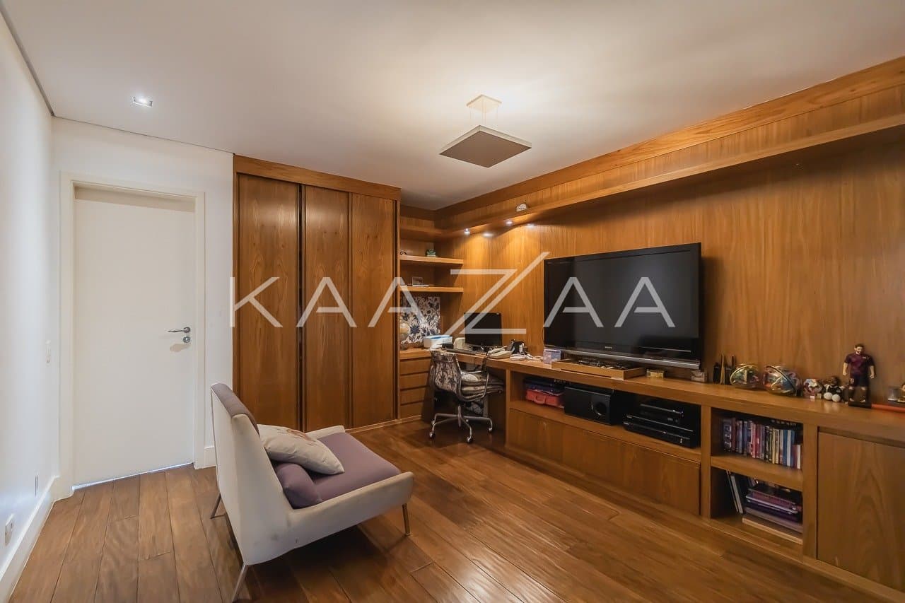 Cobertura no Itaim Bibi com pé-direito alto e um visual que te acompanha por todos os lugares. - Foto 19