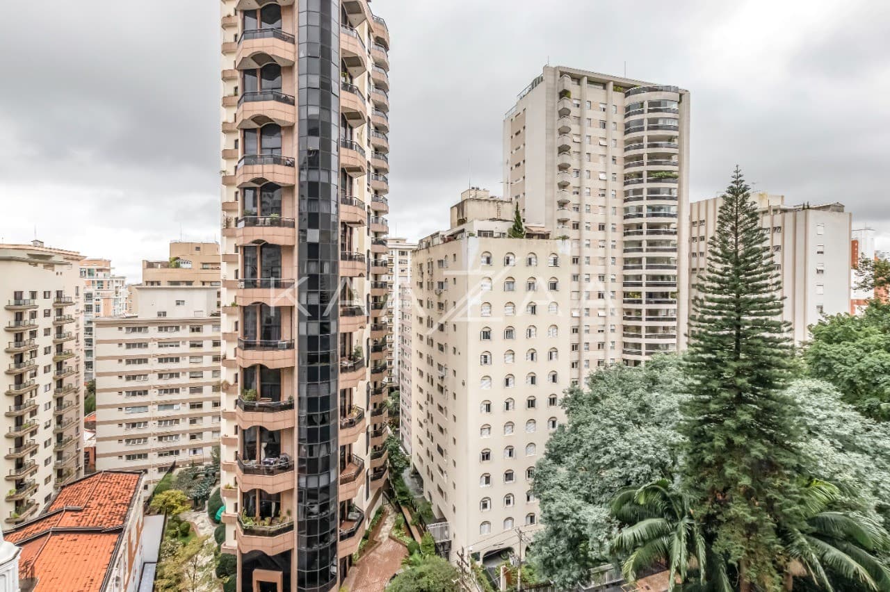 O clima retro futurista marca presença. Acabamentos super originais, em apartamento nos Jardins. - Foto 23