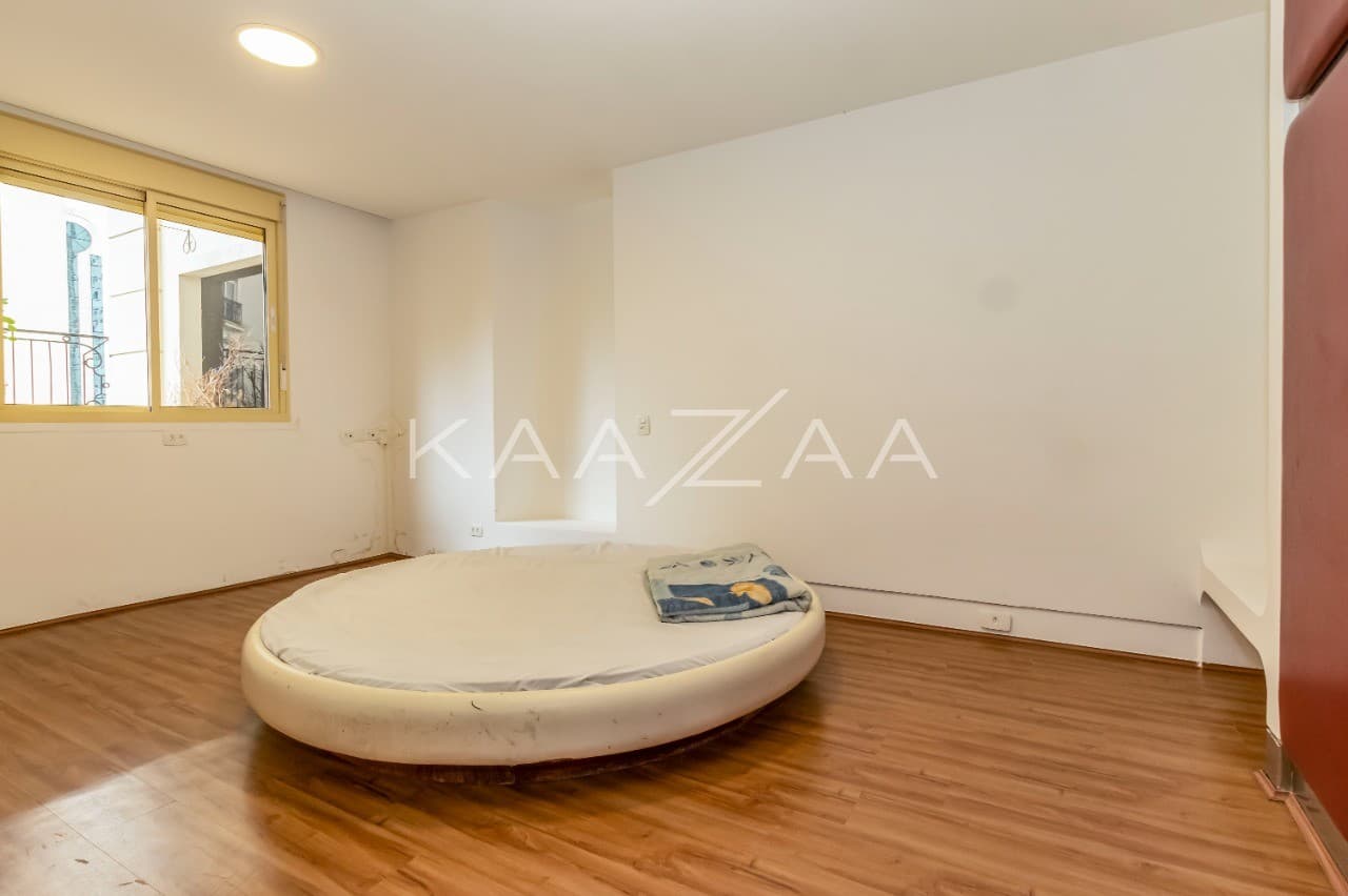 O clima retro futurista marca presença. Acabamentos super originais, em apartamento nos Jardins. - Foto 25