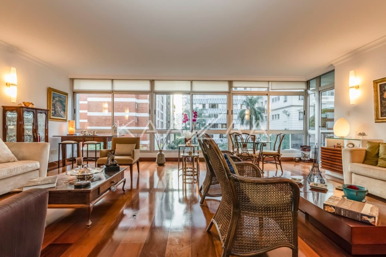 Delicado e elegante, este apartamento está em excelente localização, no coração do Jardins. - Foto 1