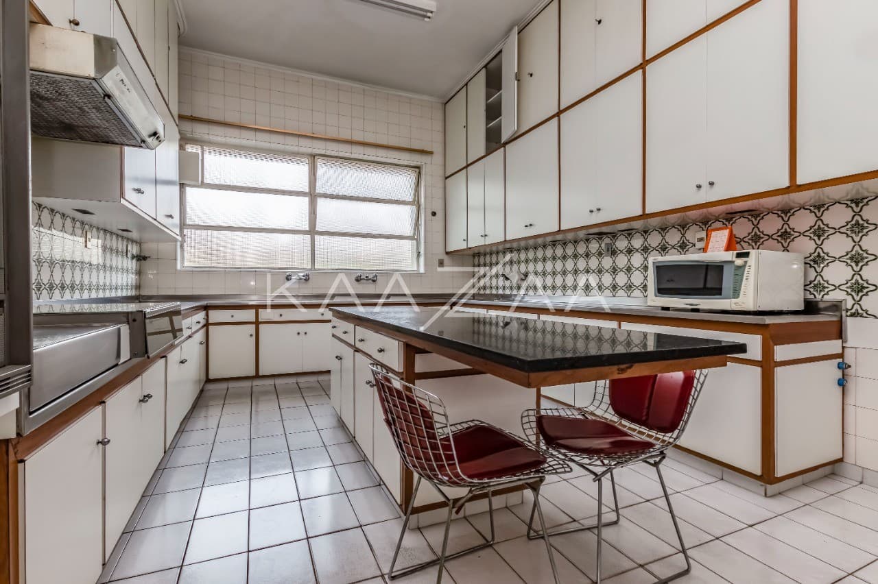 Apartamento com vista estonteante, rodeado de árvores. Lindenberg em uma das regiões mais nobres de SP, no Jardim Europa. - Foto 15