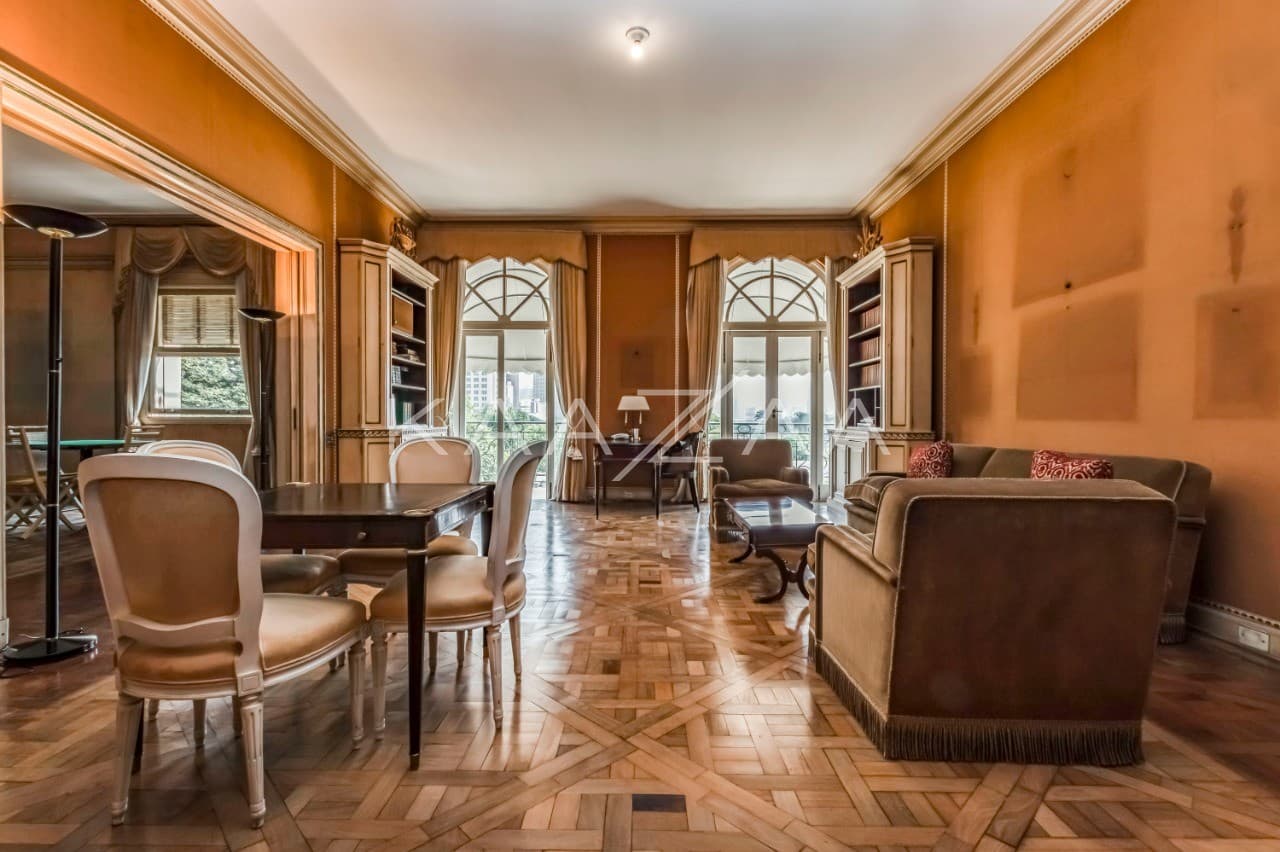 Apartamento com vista estonteante, rodeado de árvores. Lindenberg em uma das regiões mais nobres de SP, no Jardim Europa. - Foto 1