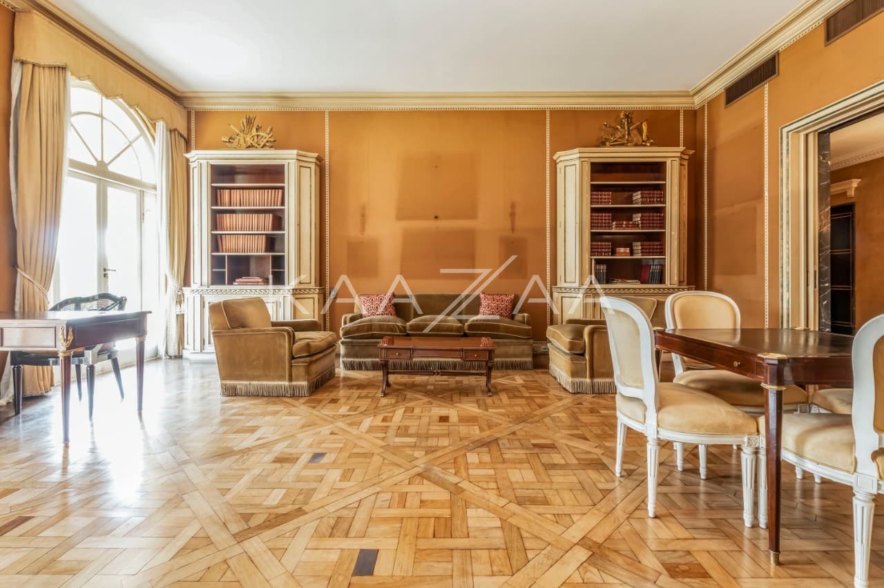 Apartamento com vista estonteante, rodeado de árvores. Lindenberg em uma das regiões mais nobres de SP, no Jardim Europa. - Foto 2