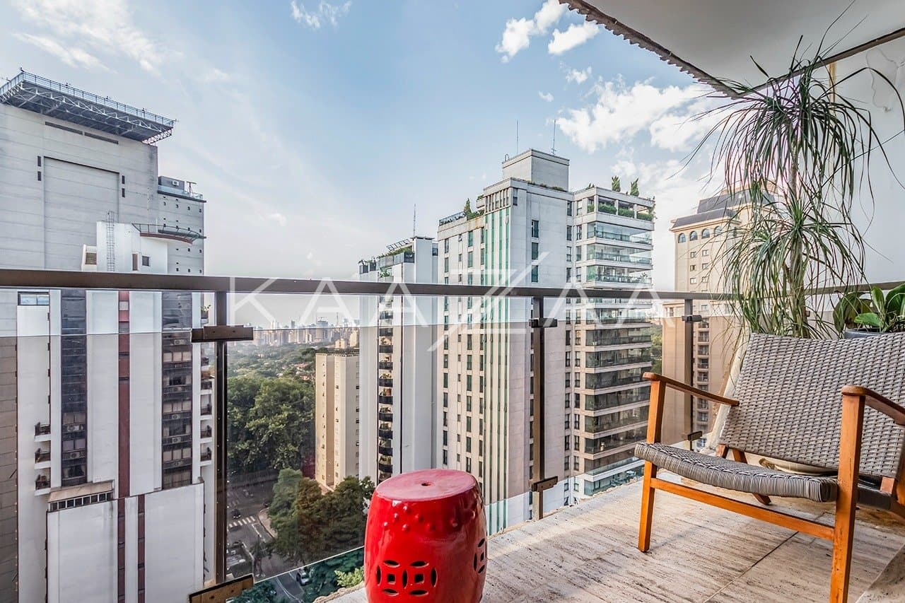 Cobertura com uma linda vista para apreciar, e um terraço delicioso para aproveitar. No Itaim Bibi. - Foto 16