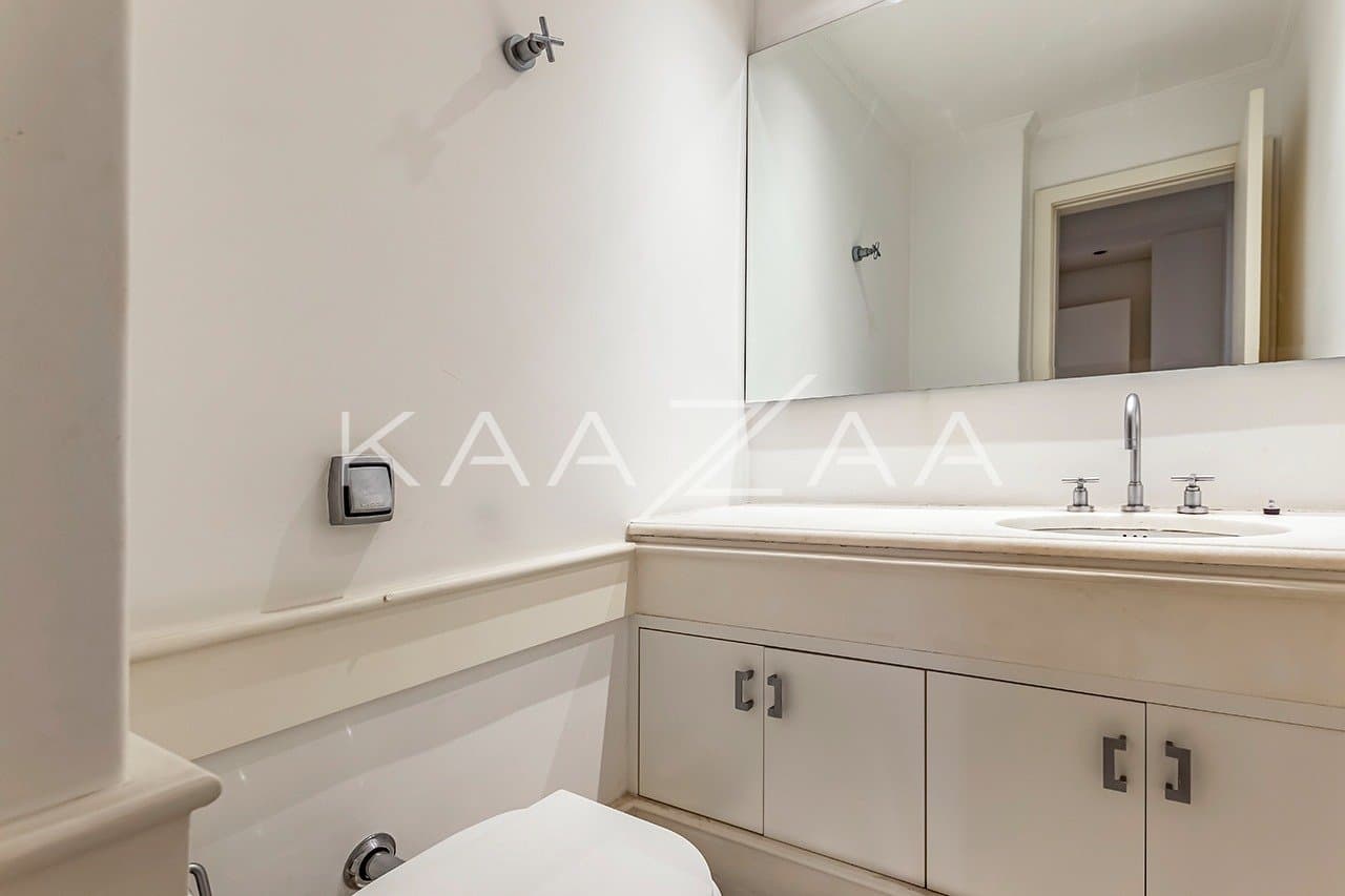 Cobertura com uma linda vista para apreciar, e um terraço delicioso para aproveitar. No Itaim Bibi. - Foto 17