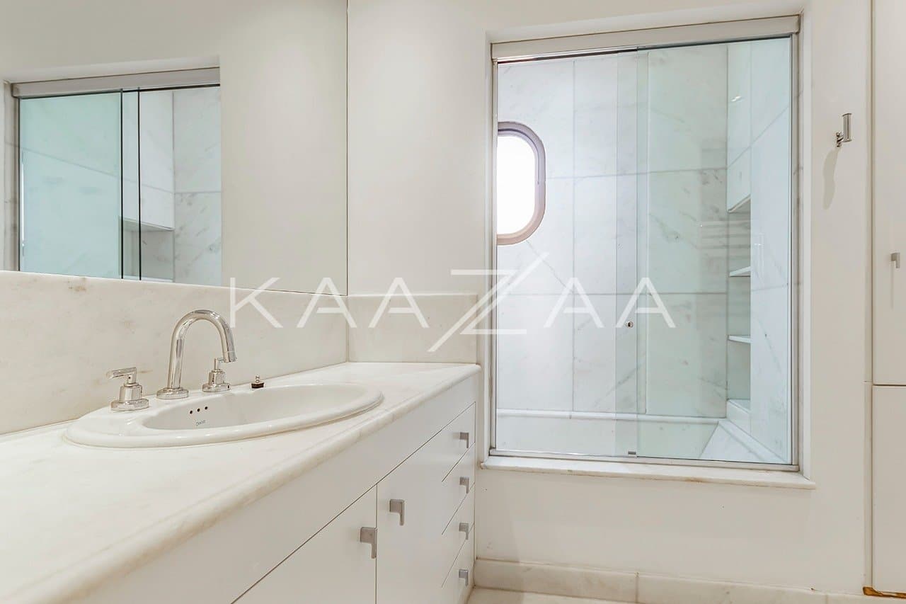 Cobertura com uma linda vista para apreciar, e um terraço delicioso para aproveitar. No Itaim Bibi. - Foto 26