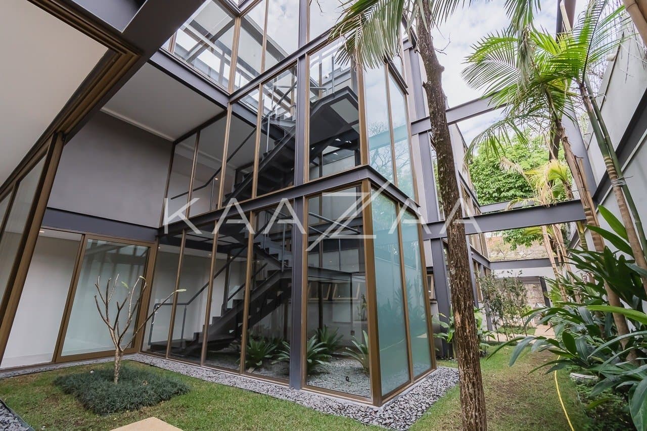 Um projeto único: Arquitetura de autor nesta casa contemporânea no Jardim Paulista. - Foto 12