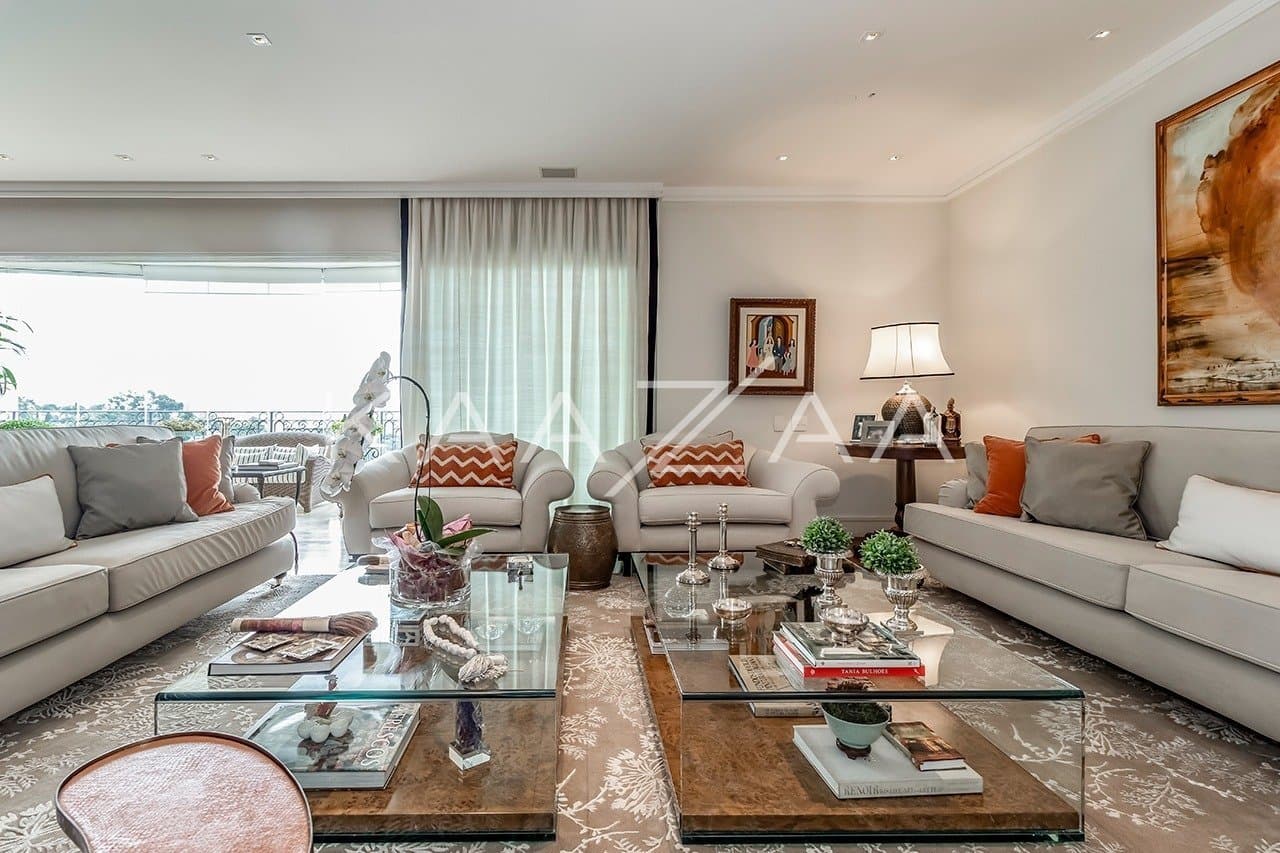 Ambientes suntuosos, planta ampla e vista panorâmica. Apartamento neoclássico no Jardim Guedala. - Foto 2