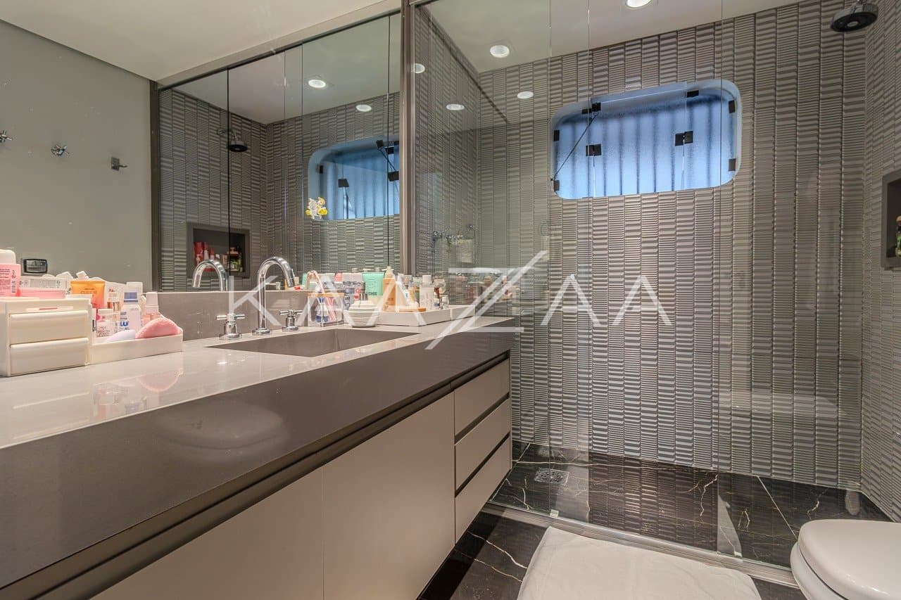 Casa completa em lazer, amplitude e privacidade, com 5 suítes. Em ótima localização na Cidade Jardim. - Foto 34