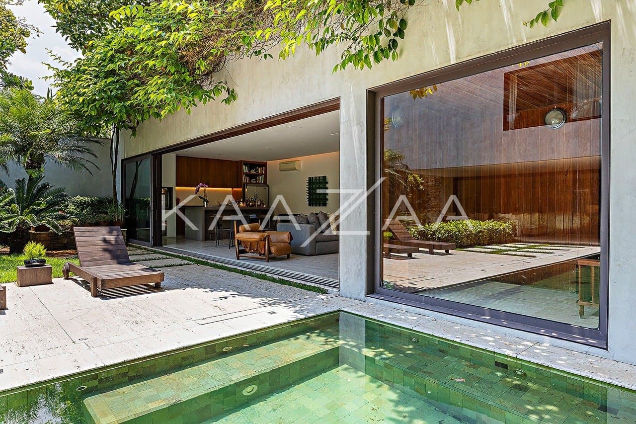 Arquitetura e paisagismo irretocáveis: casa no Jardim Paulistano. - Foto 6