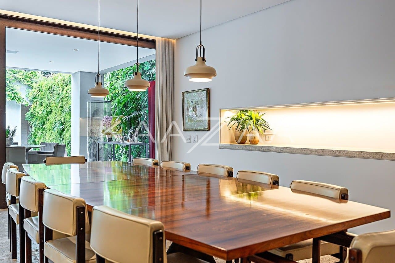 Arquitetura e paisagismo irretocáveis: casa no Jardim Paulistano. - Foto 22