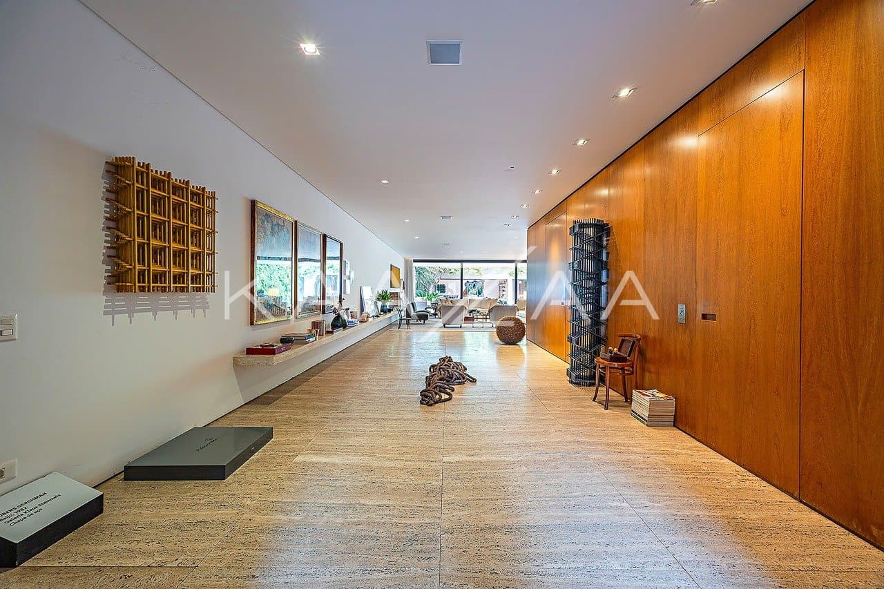 Arquitetura e paisagismo irretocáveis: casa no Jardim Paulistano. - Foto 30