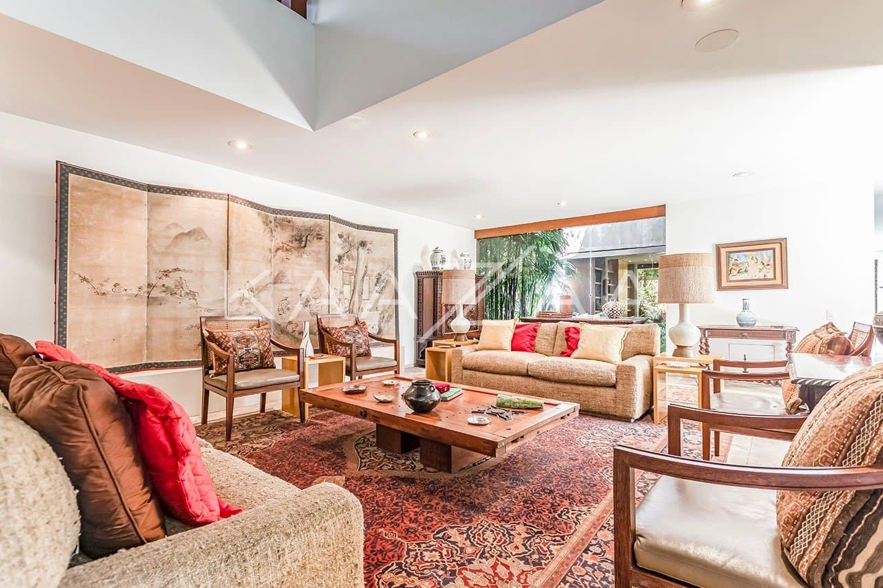 Com ares de casa de campo, uma residência espetacular no Jardim América. - Foto 7