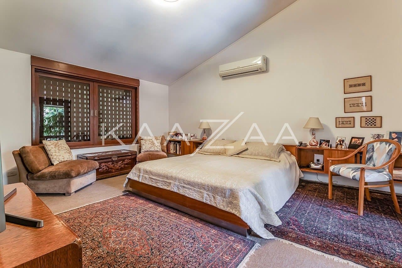 Com ares de casa de campo, uma residência espetacular no Jardim América. - Foto 28