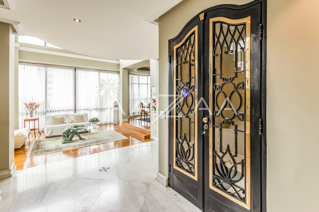 Para se viver envolvido por uma arquitetura elegante e detalhes clássicos, nesta Cobertura Duplex em Moema. - Foto 6