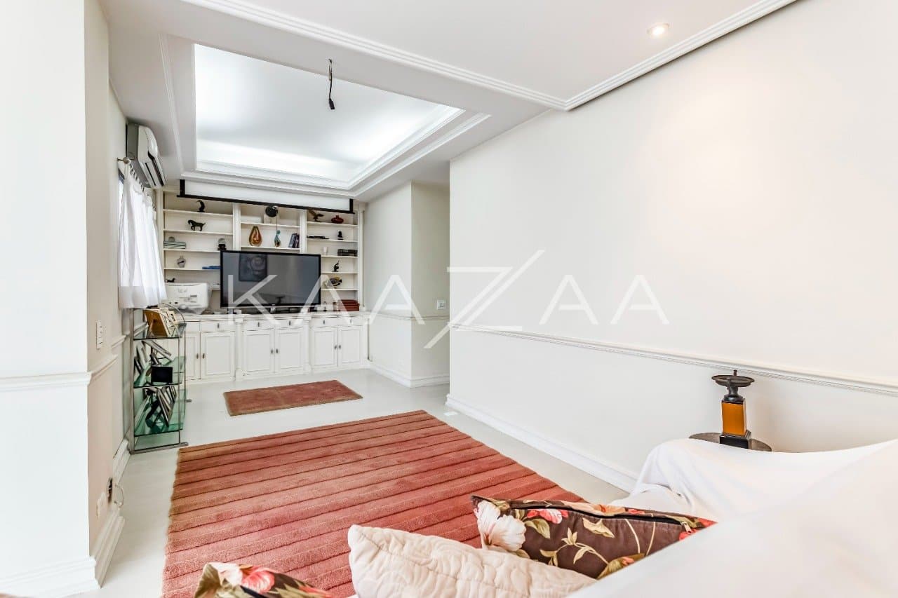 Para se viver envolvido por uma arquitetura elegante e detalhes clássicos, nesta Cobertura Duplex em Moema. - Foto 18