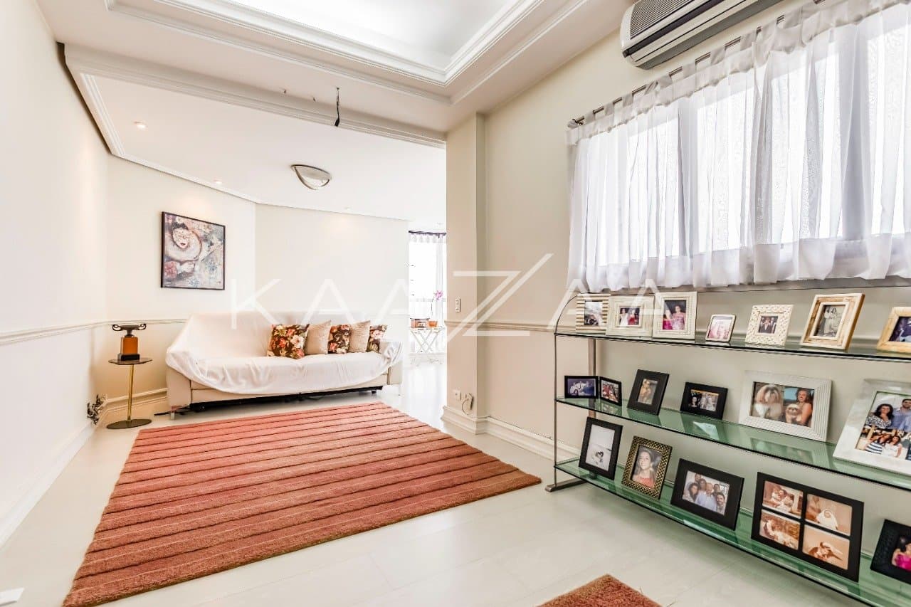 Para se viver envolvido por uma arquitetura elegante e detalhes clássicos, nesta Cobertura Duplex em Moema. - Foto 20