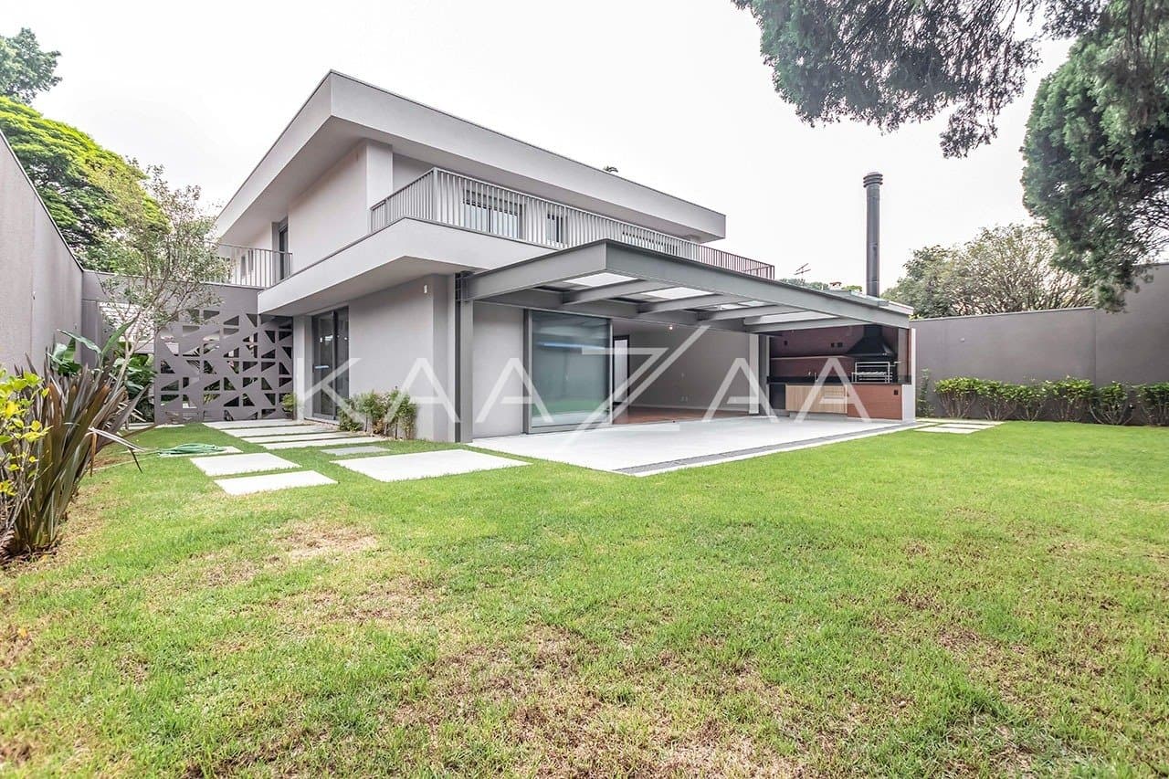 Impecável é a palavra que define essa casa com espaços modernos, em Alto de Pinheiros. - Foto 1