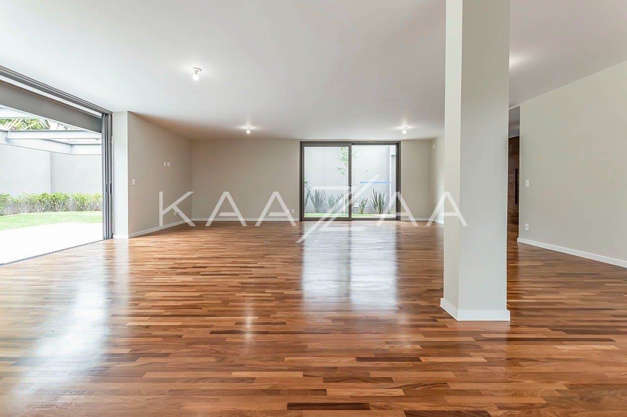 Impecável é a palavra que define essa casa com espaços modernos, em Alto de Pinheiros. - Foto 9