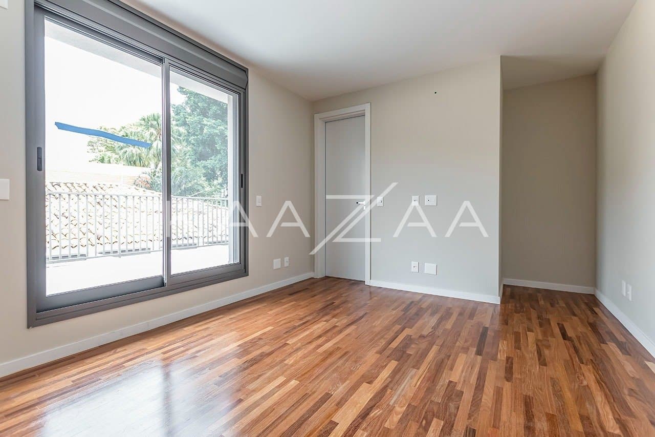 Impecável é a palavra que define essa casa com espaços modernos, em Alto de Pinheiros. - Foto 17