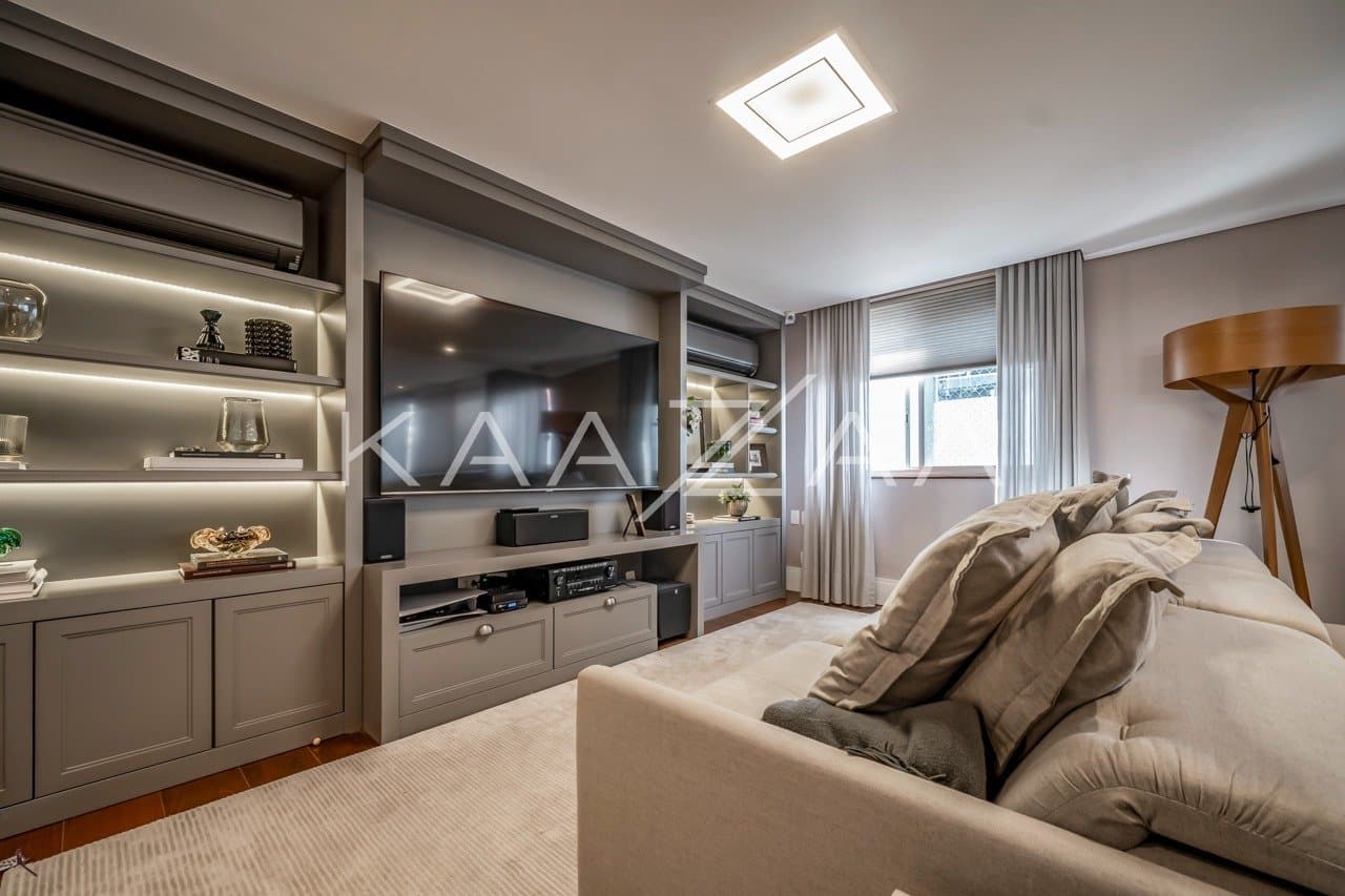 Um apartamento belíssimo no Itaim Bibi: reformado, com excelente infra-estrutura e acabamentos. - Foto 6