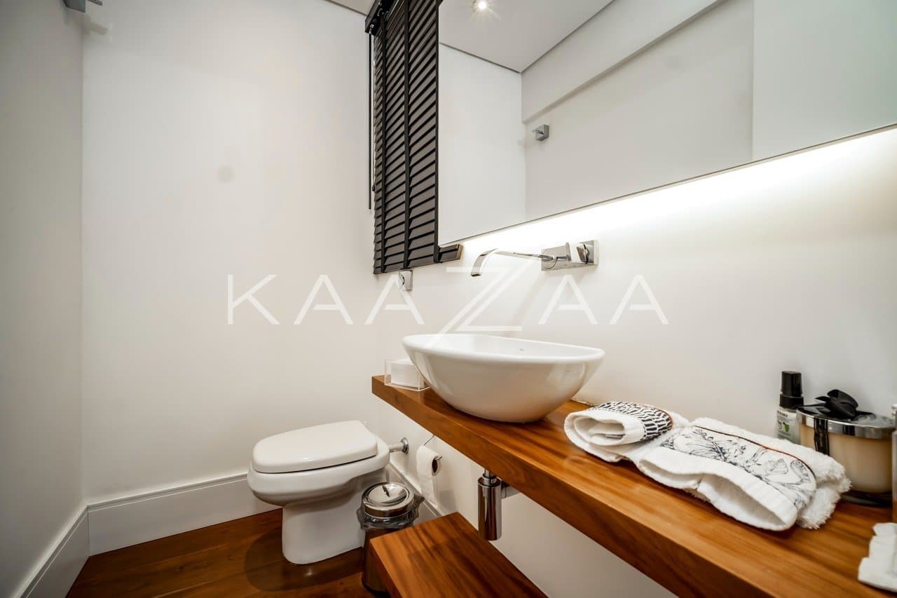 Um apartamento belíssimo no Itaim Bibi: reformado, com excelente infra-estrutura e acabamentos. - Foto 9