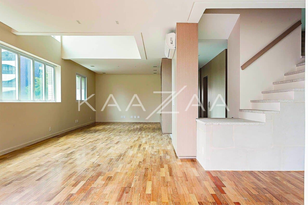 Cores suaves e muita elegância neste Apartamento Duplex no Itaim Bibi. - Foto 5