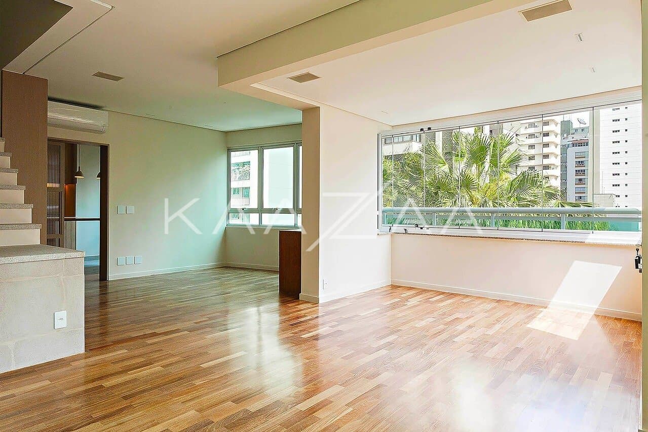 Cores suaves e muita elegância neste Apartamento Duplex no Itaim Bibi. - Foto 1