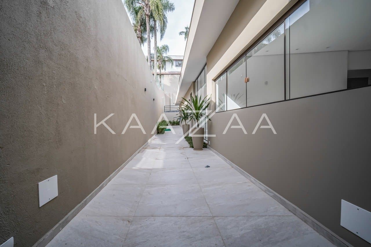 Venha conhecer essa casa e transforme-a no seu refúgio de tranquilidade no Jardim Guedala. - Foto 9