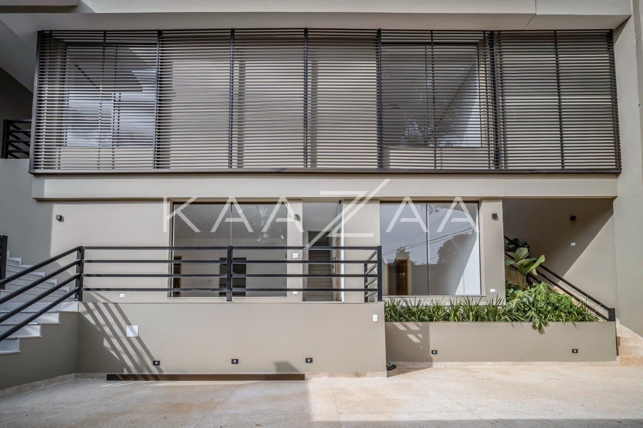 Venha conhecer essa casa e transforme-a no seu refúgio de tranquilidade no Jardim Guedala. - Foto 33