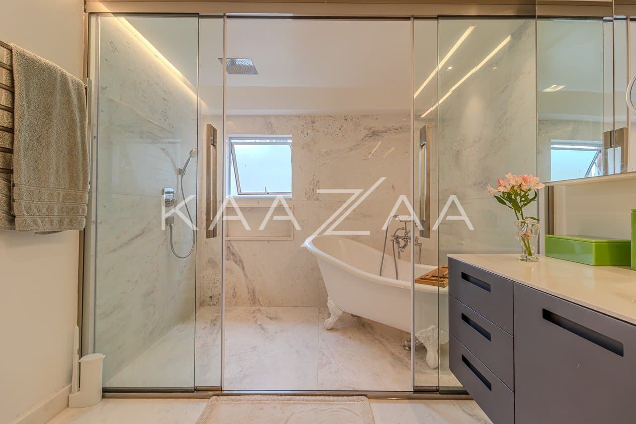 Um projeto impecável com 300m² de bom gosto e muito espaço. Apartamento em Moema. - Foto 21