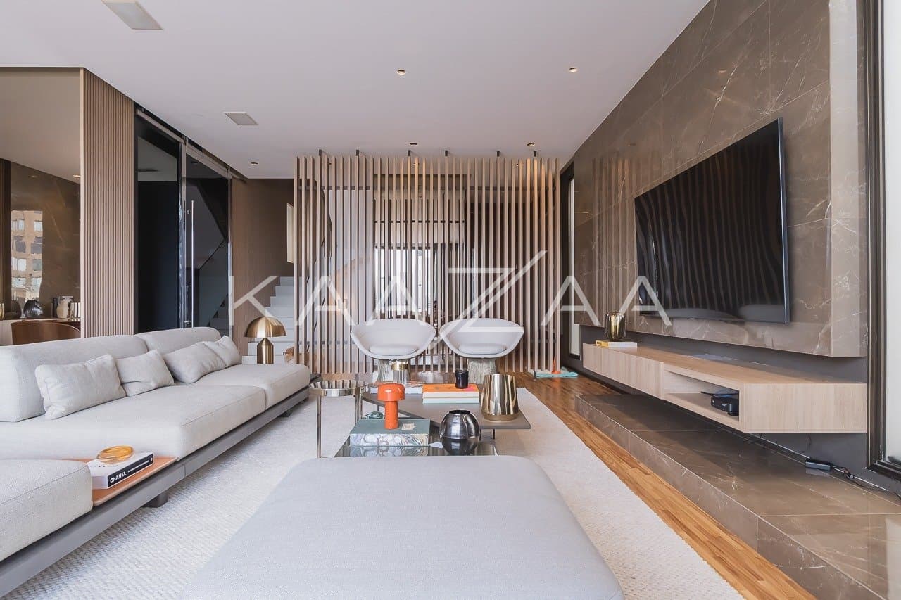 Uma casa moderna com lindos acabamentos e vista para o skyline. Na Cidade Jardim. - Foto 8