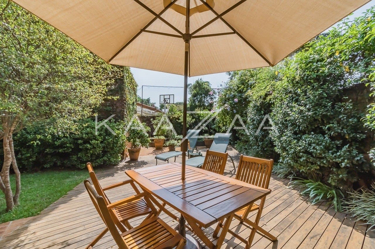 Viver em tranquilidade sem sair de São Paulo. Casa com ares de campo, em Cidade Jardim. - Foto 4